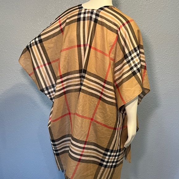 V Fraas Women's Exploded Plaid Ruana Wrap Kimono Beige One Size 75$ - Picture 6 of 7